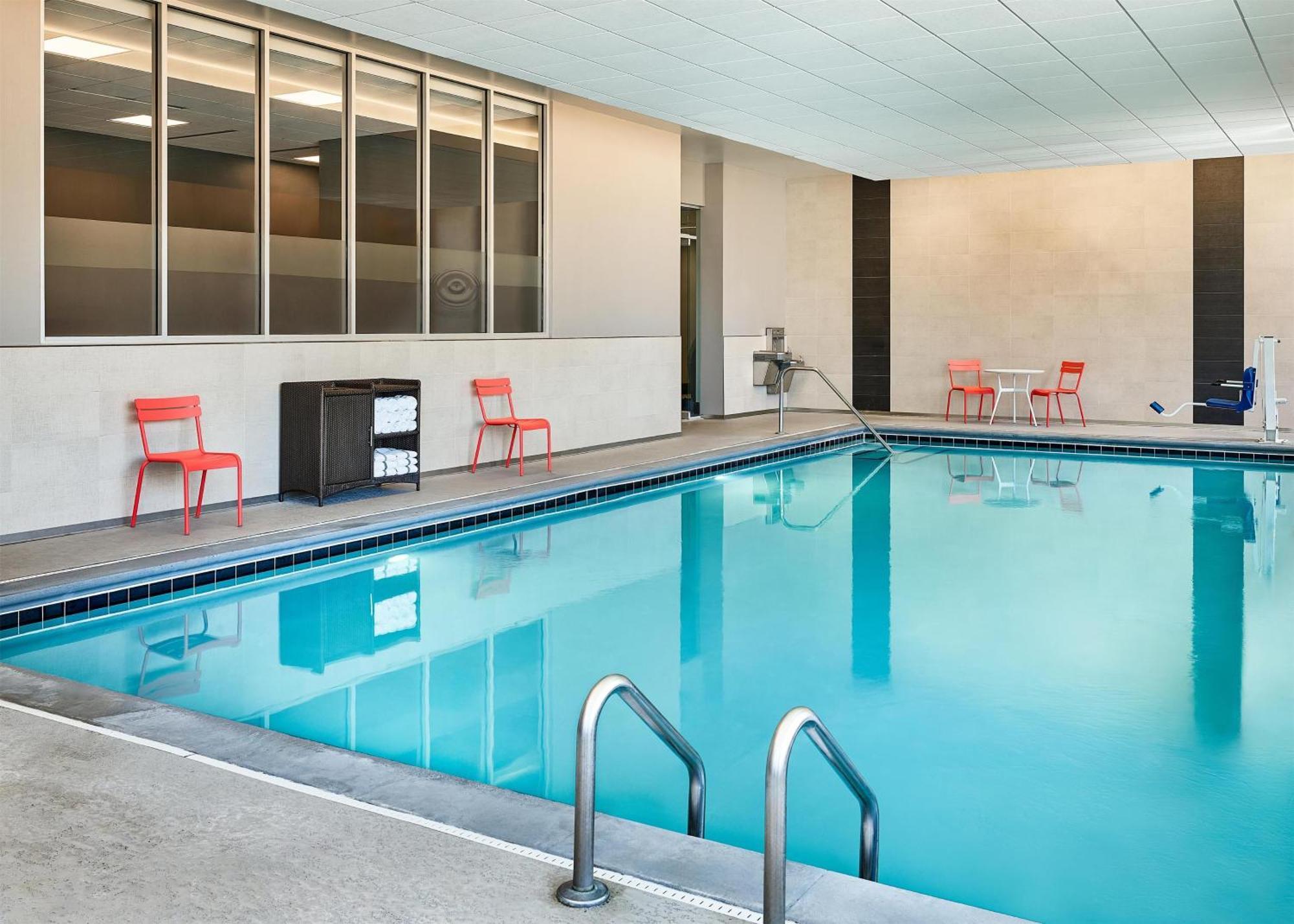 Hyatt Place Pena Station/Denver Airport Exterior photo