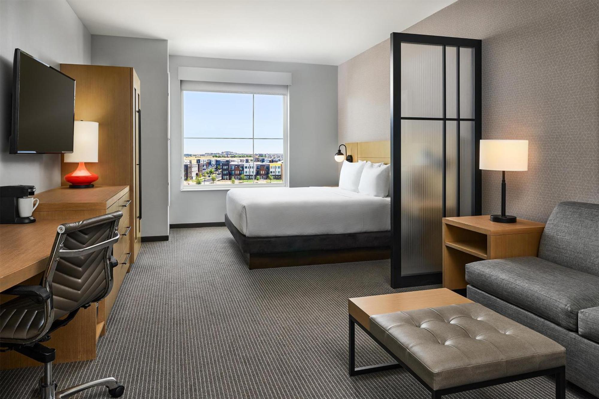 Hyatt Place Pena Station/Denver Airport Exterior photo